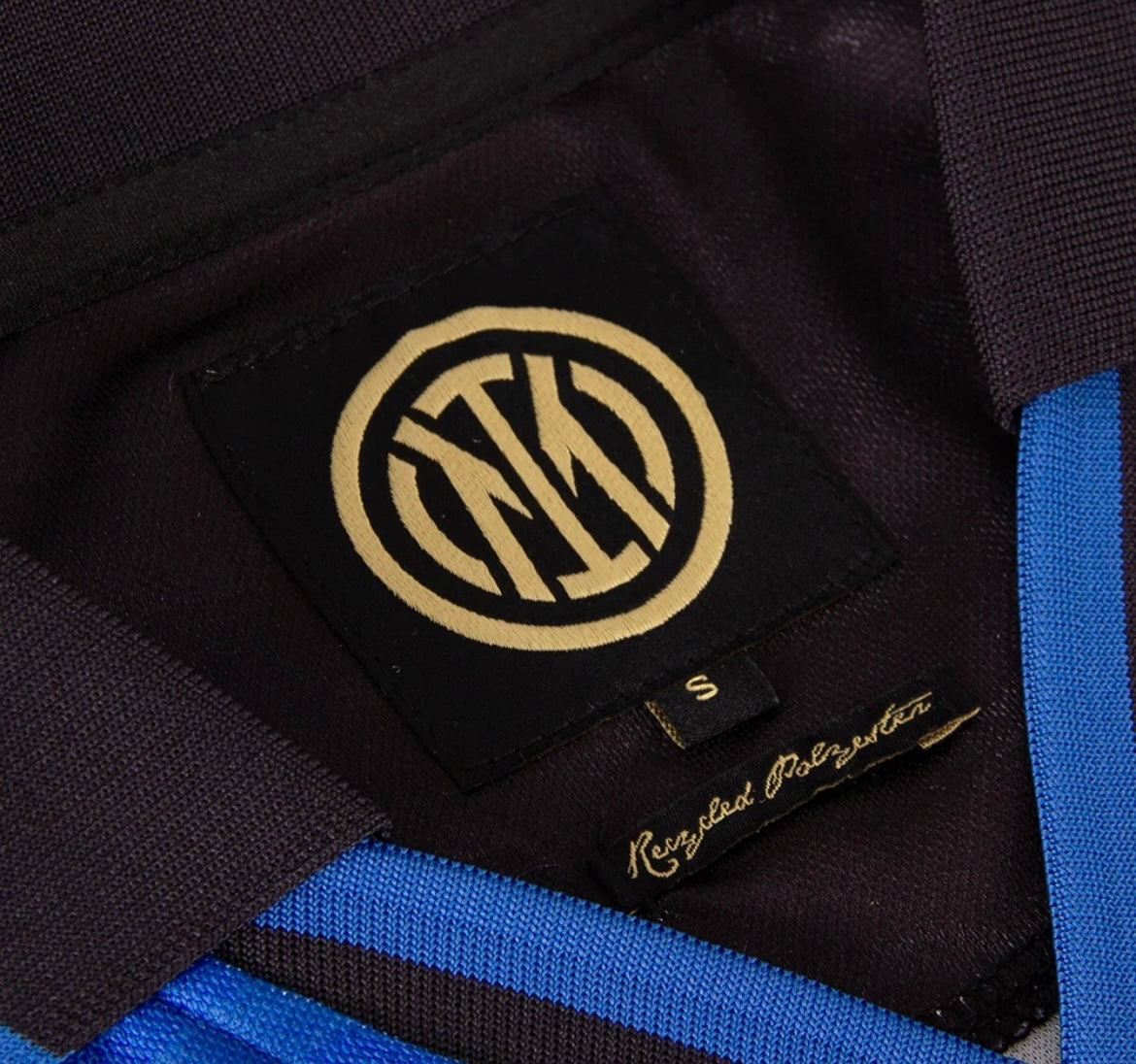 Materazzi - Inter 97|98 Framed Retro Shirt